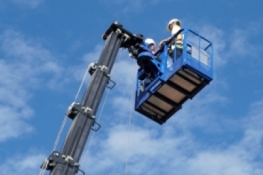 SAMCO ra mắt sản phẩm mới: xe thang nâng người làm việc trên cao